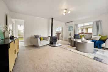 12 Glenhaven Place, Te Atatu Peninsula