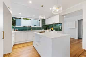 20 Aliford Avenue, One Tree Hill