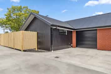 1/11 Tomin Road, Glenview