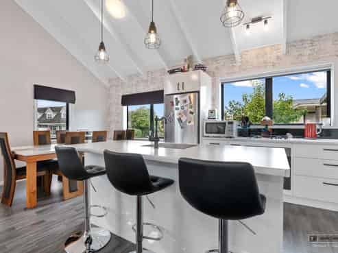 70B Rimuvale Street, Pukehangi