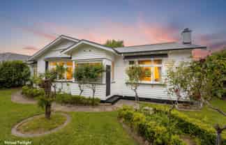 124 Anzac Parade, Whanganui East