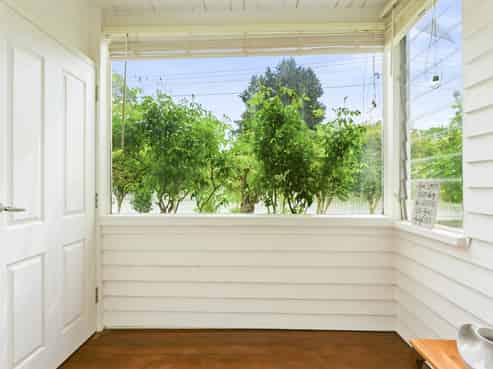 124 Anzac Parade, Whanganui East