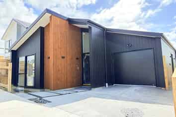 90 Huanui Drive, Orewa