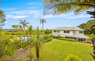 361b Paremoremo Road, Paremoremo