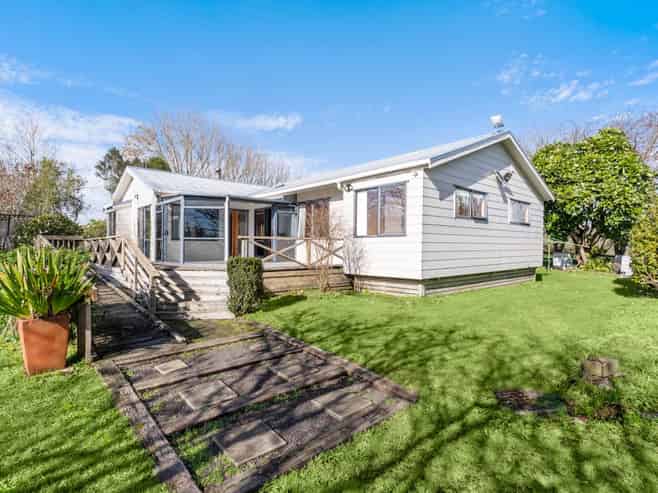 87 Pukeoware Road, Glenbrook