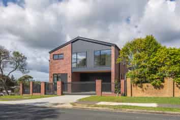 1 Weetman Drive, Browns Bay