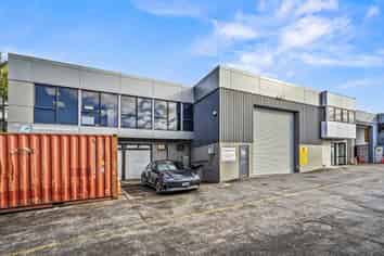 PREMIUM ALBANY INDUSTRIAL OPPORTUNITY
