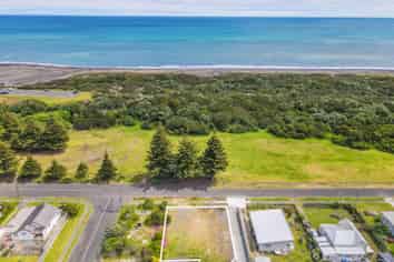 1/43 and 44 Seafront Road, Castlecliff