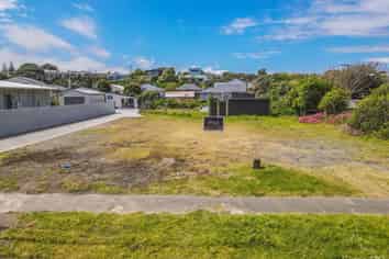 1/43 and 44 Seafront Road, Castlecliff