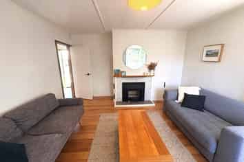 735 Ngaio Street, Mahora