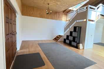 Auckland - Address withheld