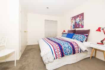 32 Earnslaw Crescent, Clover Park