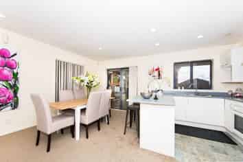 32 Earnslaw Crescent, Clover Park