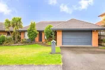 32 Earnslaw Crescent, Clover Park