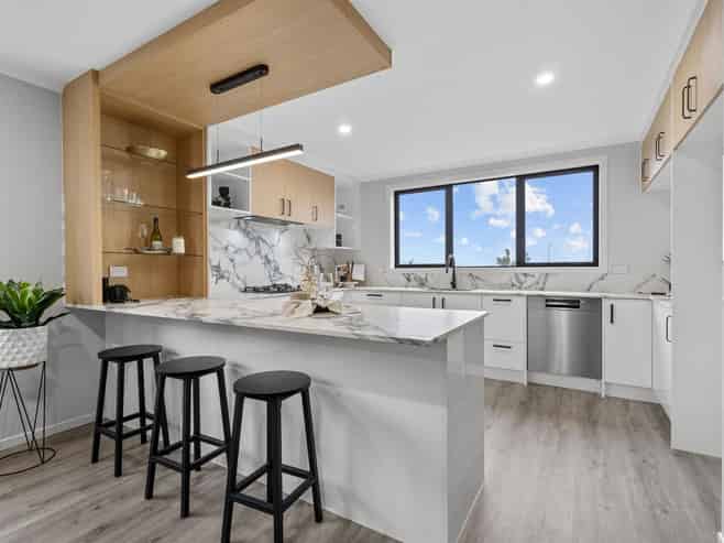  53 Earp Crescent, Chartwell