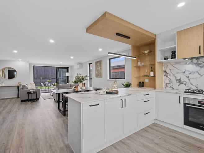  53 Earp Crescent, Chartwell