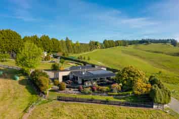 182 Malling Road, Redwood Valley