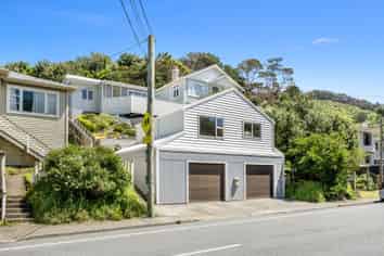 73 Happy Valley Rd, Owhiro Bay