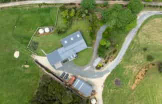 1214 Oruru Road, Peria