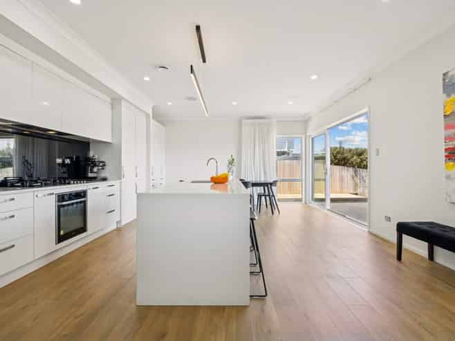 2 Tauwaka Crescent, Riverhead