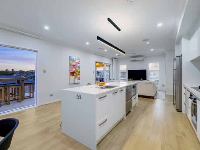 2 Tauwaka Crescent, Riverhead