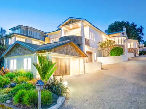 6 Seabreeze Road, Narrow Neck