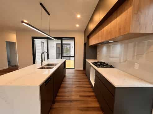 10 Kobe Street, Karaka