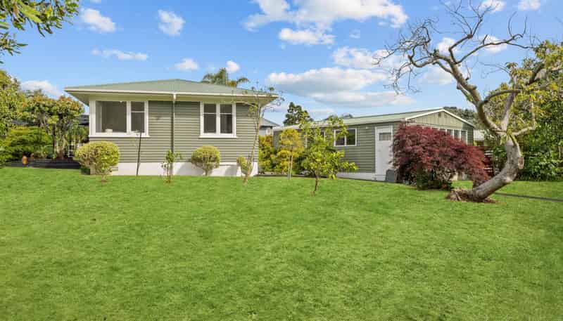 29 Swan Crescent, Pakuranga
