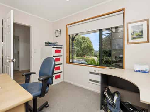 31 Attwood Road, Paremoremo