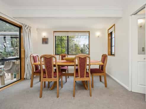 31 Attwood Road, Paremoremo