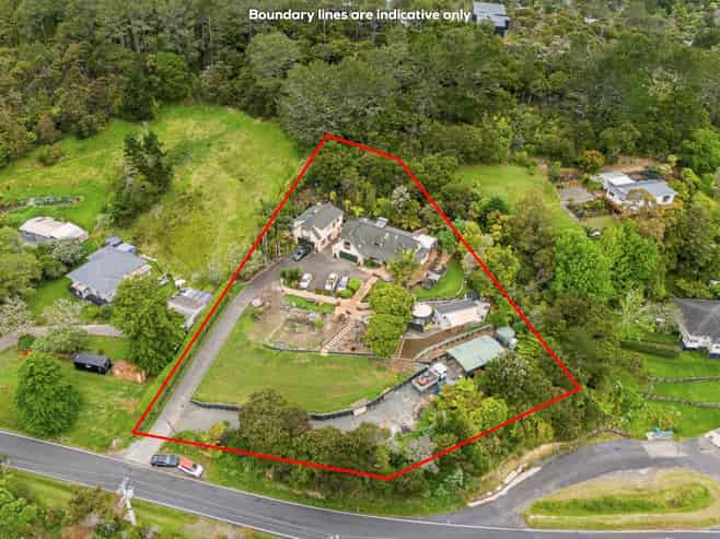 31 Attwood Road, Paremoremo
