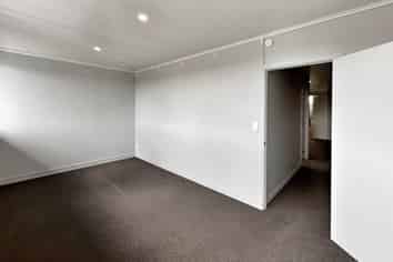 28/203 Kirkbride Road, Mangere Bridge