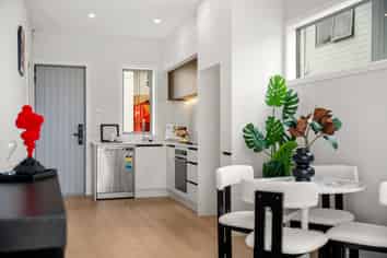 6/8 Clensmore Place, Torbay