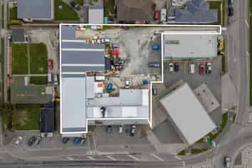 Shopping Centre On SH1