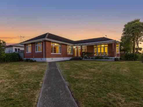 198 Bath Street, Levin