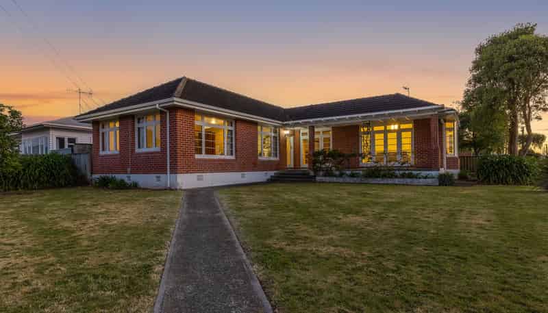 198 Bath Street, LEVIN