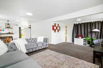 11 Russell Road, Wainuiomata