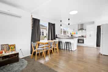 11 Russell Road, Wainuiomata