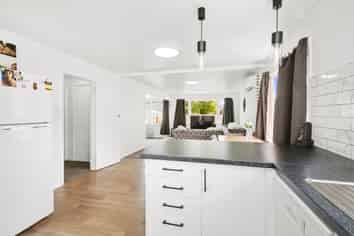 11 Russell Road, Wainuiomata