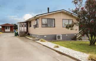 4 Perkins Street, Tisbury