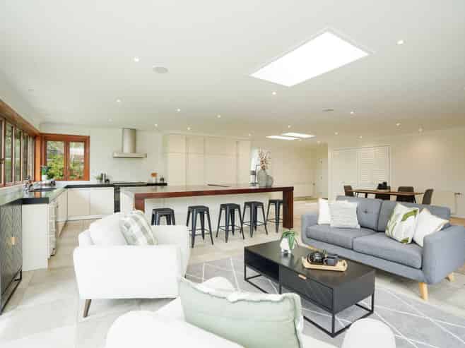 100 Leonard Road, West Plains