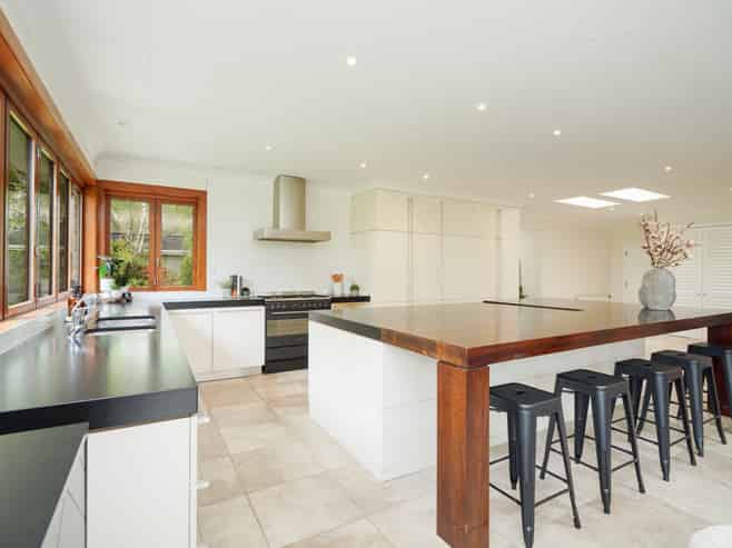 100 Leonard Road, West Plains