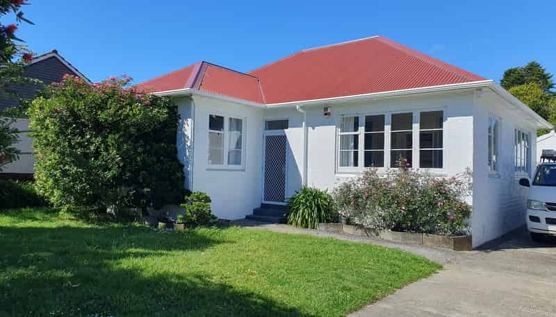 96 Reynolds Street, Taita