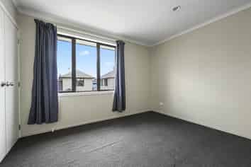 8/202 Old Farm Road, Hamilton East