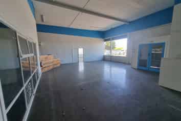 TREMAINE AVE CORNER SITE - OWN & OCCUPY