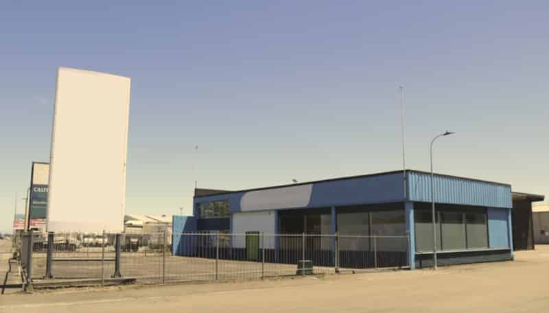 733 Tremaine Ave, Roslyn