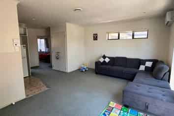 7A Saralee Drive, Manurewa