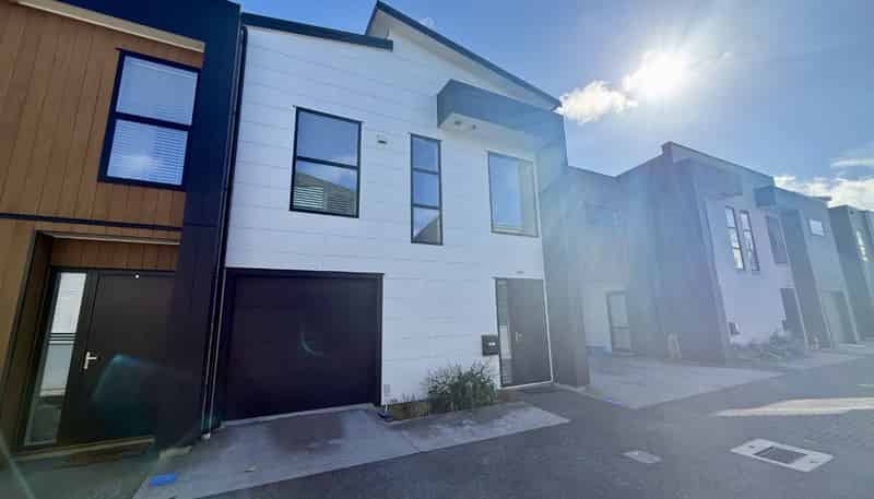 5/39 Nelson Street, Petone