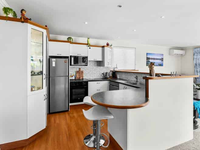 14 Kennedy Street, Saint Clair