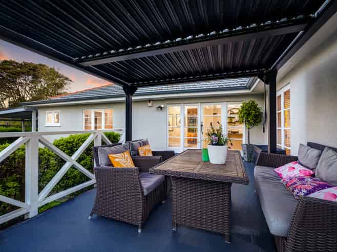 1/75 Atkinson Road, Titirangi